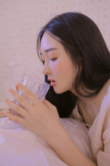 我的邻居睡不着在线播放